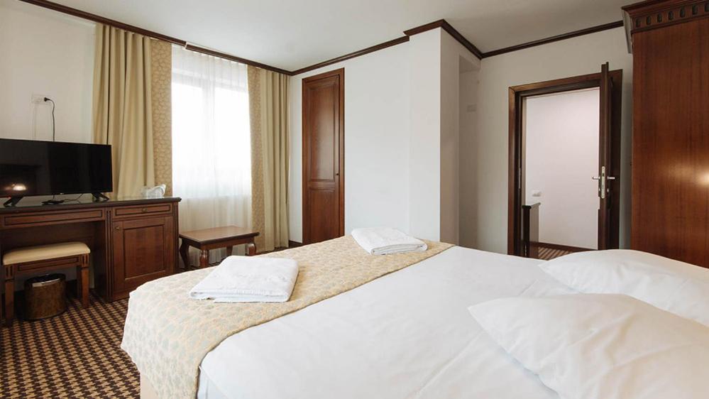 Hotel Alpin Rarau Moldvahosszúmező Kültér fotó